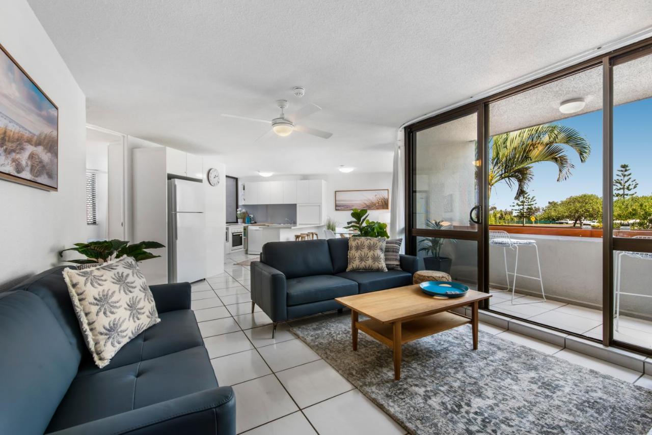 Mylos Holiday Apartments Alexandra Headland Bagian luar foto