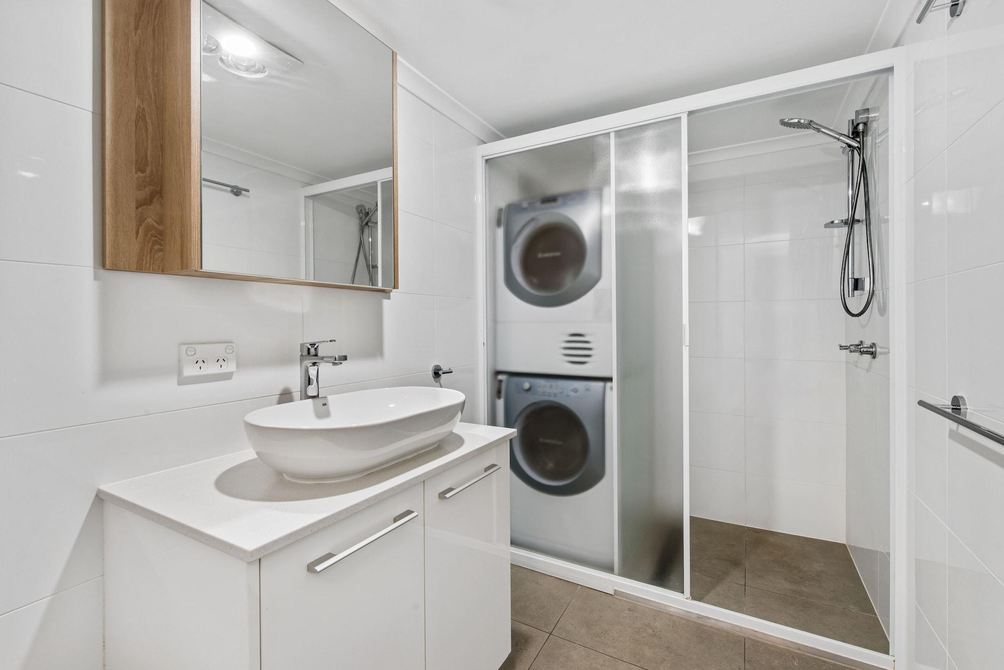 Mylos Holiday Apartments Alexandra Headland Bagian luar foto