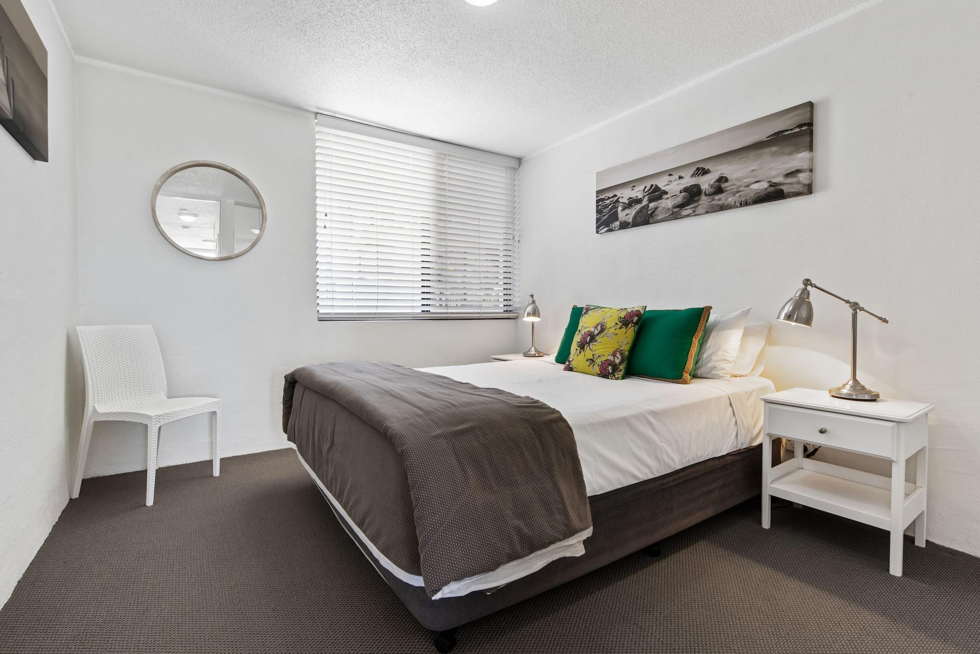 Mylos Holiday Apartments Alexandra Headland Bagian luar foto