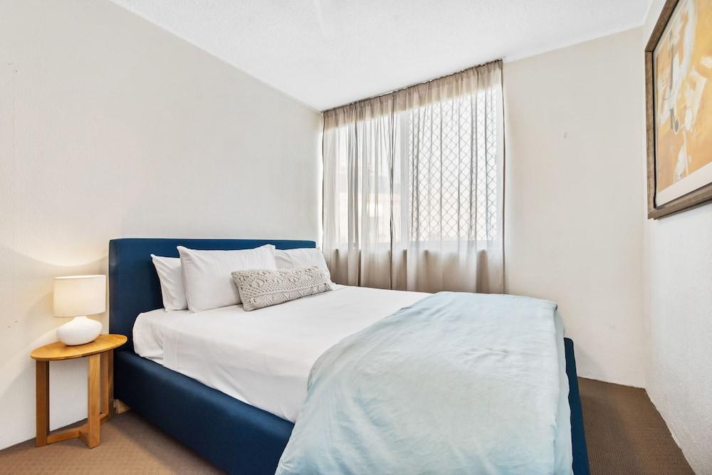 Mylos Holiday Apartments Alexandra Headland Bagian luar foto
