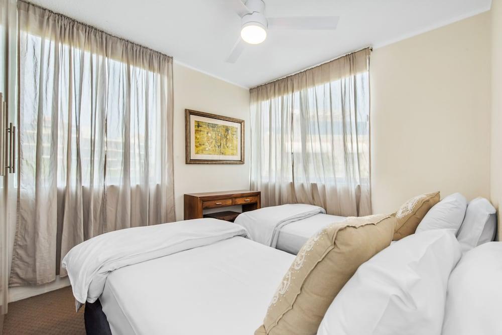 Mylos Holiday Apartments Alexandra Headland Bagian luar foto