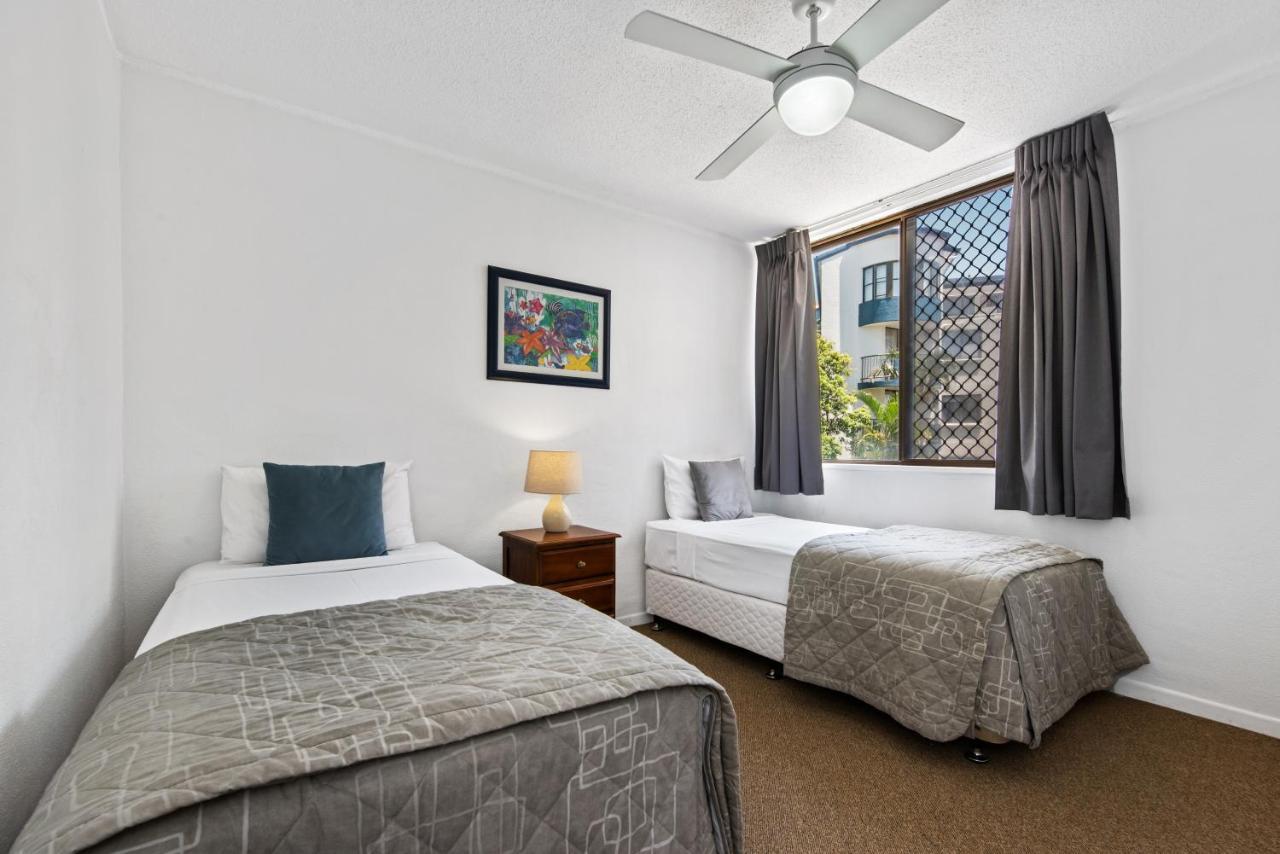 Mylos Holiday Apartments Alexandra Headland Bagian luar foto