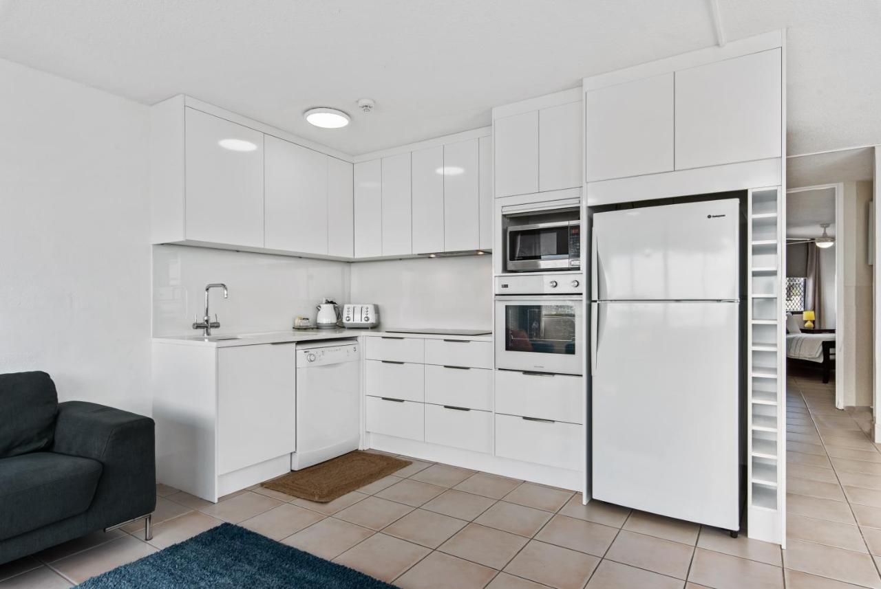 Mylos Holiday Apartments Alexandra Headland Bagian luar foto